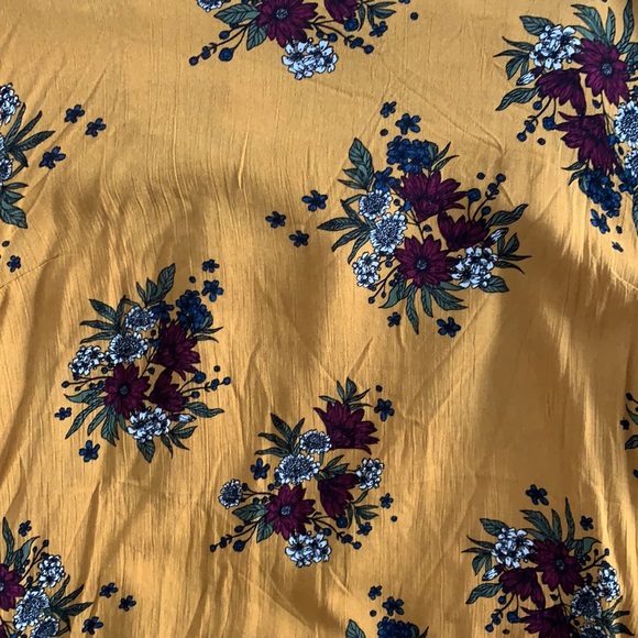 Floral Top from Roolee - Picture 2 of 7